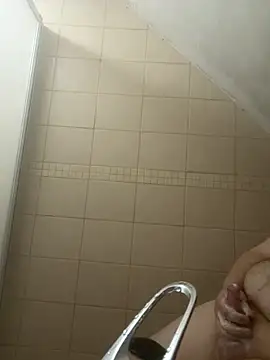 emrxxzxh online show from 03-19-26, 08:20