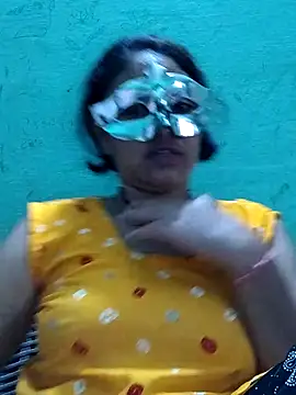 Snapshot of Piya_Bakshi chatting on 05-11-26, 12:17 Piya Bakshi online show from 05-11-26, 12:17