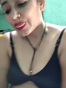 Snapshot of Piya_Bakshi chatting on 06-07-26, 07:02 Piya Bakshi online show from 06-07-26, 07:02