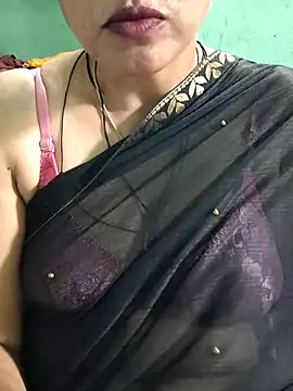 Snapshot of Piya_Bakshi chatting on 05-28-26, 04:09 Piya Bakshi online show from 05-28-26, 04:09