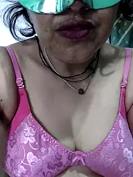 Snapshot of Piya_Bakshi chatting on 05-15-26, 09:40 Piya Bakshi online show from 05-15-26, 09:40