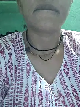 Snapshot of Piya_Bakshi chatting on 06-04-26, 06:34 Piya Bakshi online show from 06-04-26, 06:34
