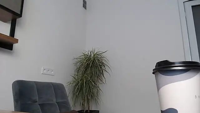 Veronichkaaa online show from 02-12-26, 08:14