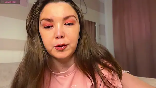 Snapshot of liliaMaivis chatting on 11-07-25, 12:53 liliaMaivis online show from 11-07-25, 12:53