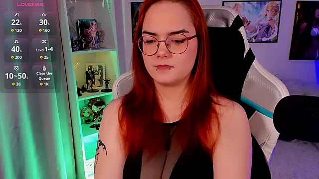 Snapshot of Lily__Evans chatting on 02-23-26, 03:41 Lily Evans online show from 02-23-26, 03:41