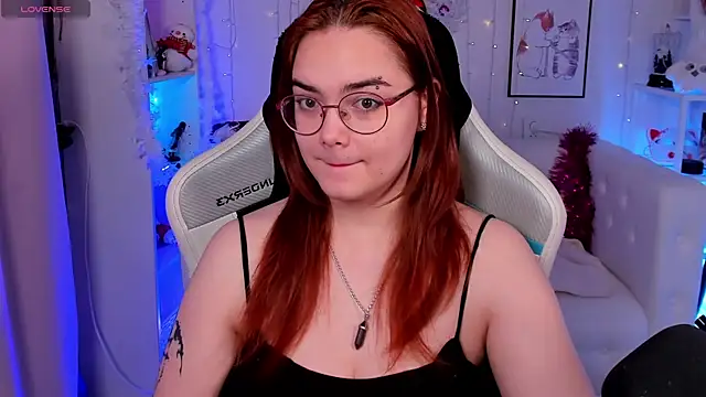 Lily  Evans online show from 01-14-26, 04:05