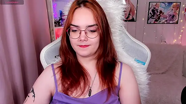 Snapshot of Lily__Evans chatting on 02-02-26, 03:38 Lily Evans online show from 02-02-26, 03:38