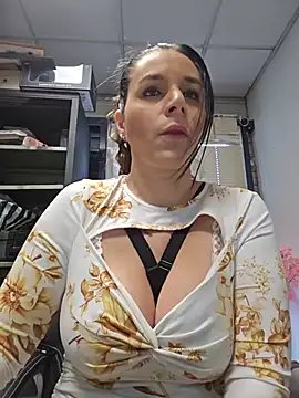 Snapshot of olga_tentation chatting on 05-20-26, 06:21 olga tentation online show from 05-20-26, 06:21