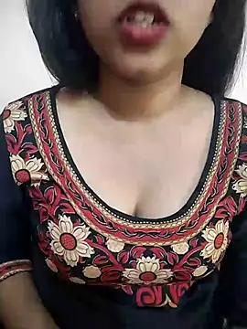 Snapshot of Sexy_Divya__ chatting on 05-12-26, 06:32 Sexy Divya online show from 05-12-26, 06:32