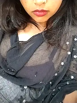 Snapshot of Sexy_Divya__ chatting on 05-10-26, 12:31 Sexy Divya online show from 05-10-26, 12:31