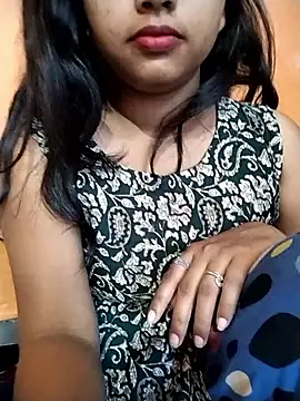 Snapshot of Sexy_Divya__ chatting on 05-15-26, 12:52 Sexy Divya online show from 05-15-26, 12:52