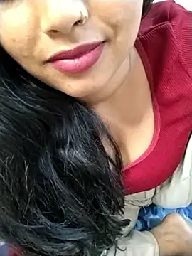 Snapshot of Sexy_Divya__ chatting on 05-05-26, 01:14 Sexy Divya online show from 05-05-26, 01:14
