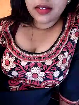 Snapshot of Sexy_Divya__ chatting on 06-05-26, 06:52 Sexy Divya online show from 06-05-26, 06:52