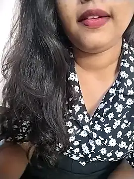 Snapshot of Sexy_Divya__ chatting on 05-01-26, 04:50 Sexy Divya online show from 05-01-26, 04:50