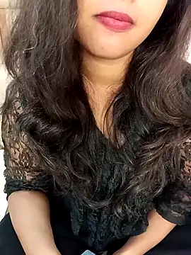 Sexy Divya   online show from 11-14-25, 01:37
