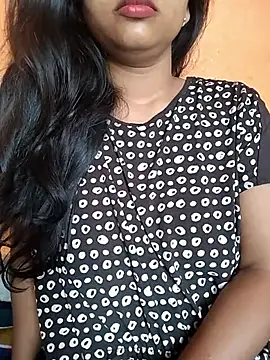 Snapshot of Sexy_Divya__ chatting on 05-28-26, 01:02 Sexy Divya online show from 05-28-26, 01:02