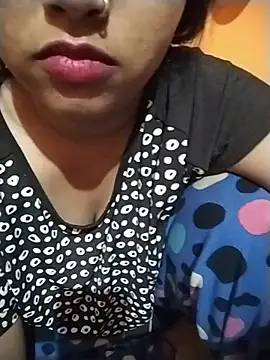 Snapshot of Sexy_Divya__ chatting on 05-12-26, 06:47 Sexy Divya online show from 05-12-26, 06:47