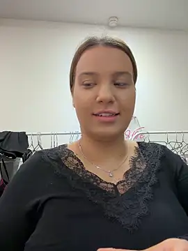 KilianaNoir online show from 06-21-26, 05:57