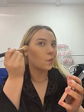 Snapshot of KilianaNoir chatting on 02-10-26, 08:02 KilianaNoir online show from 02-10-26, 08:02