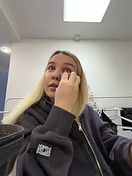 Snapshot of KilianaNoir chatting on 02-24-26, 06:14 KilianaNoir online show from 02-24-26, 06:14