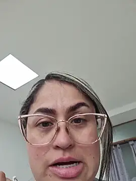 Laurenwc online show from 11-11-25, 07:30