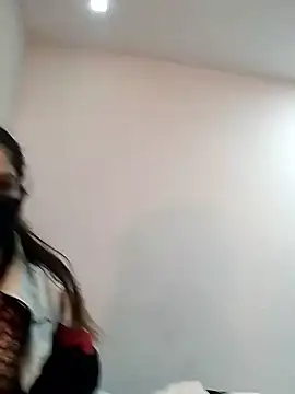 Snapshot of black_and_white_choco chatting on 01-13-26, 09:46 black and white choco online show from 01-13-26, 09:46