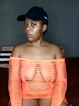 Emmylove-xr25 online show from 11-29-25, 06:35