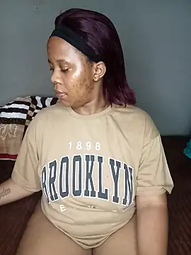 Emmylove-xr25 online show from 11-20-25, 07:20