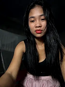 Snapshot of Lynly_k2 chatting on 11-10-25, 05:45 Lynly k2 online show from 11-10-25, 05:45