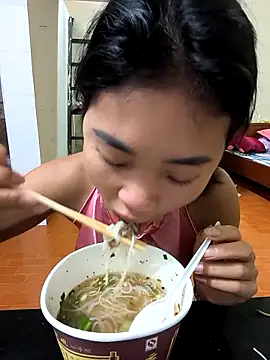 Lynly k2 online show from 03-10-26, 01:42