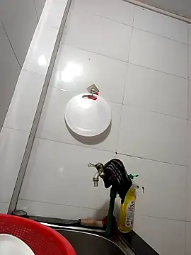 Lynly k2 online show from 02-28-26, 12:32