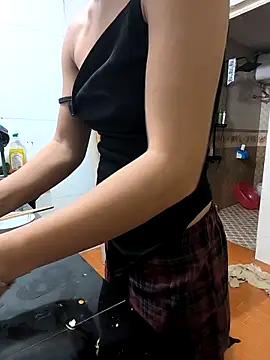 Lynly k2 online show from 03-26-26, 11:41