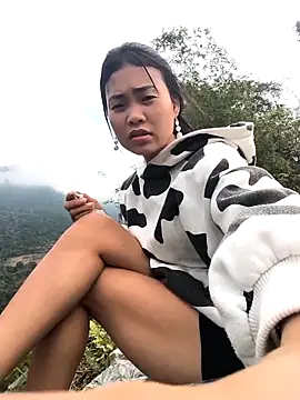 Lynly k2 online show from 02-09-26, 07:39