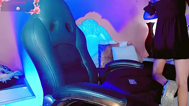 AnnaRouseQueen online show from 02-24-26, 08:10