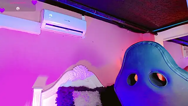 AnnaRouseQueen online show from 02-02-26, 08:30