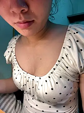 Lynn-122 online show from 11-08-25, 04:21