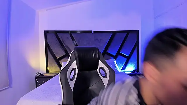 NicoKingg  online show from 12-14-25, 11:21