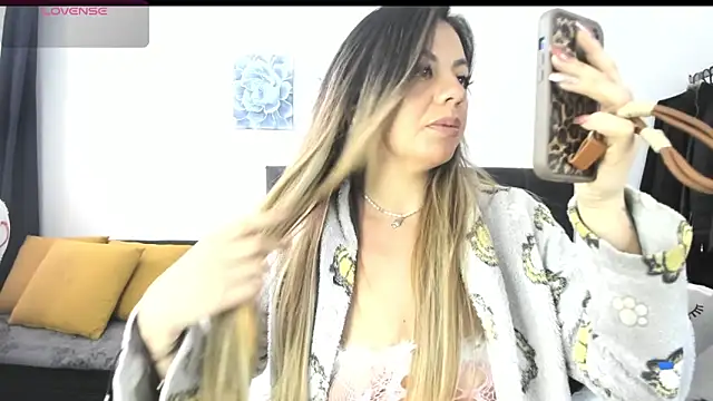 ariannawil online show from 03-13-26, 10:37