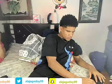 JUANBIGCOCK21CM online show from 11-27-25, 12:38