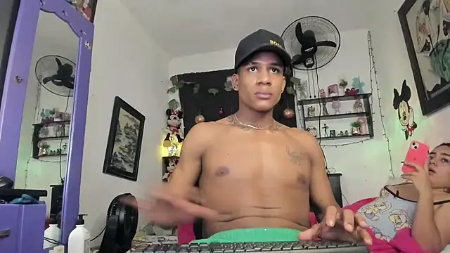 JUANBIGCOCK21CM online show from 12-23-25, 03:17