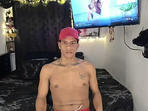Snapshot of JUANBIGCOCK21CM chatting on 07-10-26, 01:44 JUANBIGCOCK21CM online show from 07-10-26, 01:44