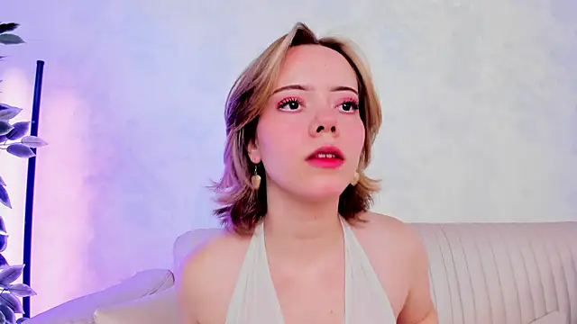 AnnaTylor online show from 12-19-25, 12:40