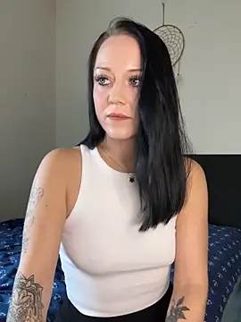 TattooLaraa online show from 11-08-25, 01:03