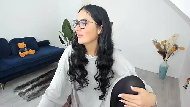 AnyaEvy online show from 03-03-26, 04:30