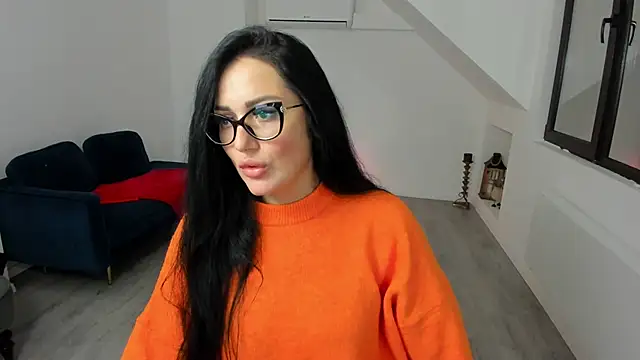 AnyaEvy online show from 12-17-25, 05:01