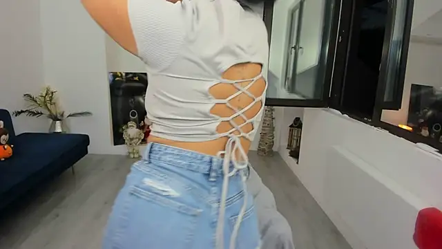 AnyaEvy online show from 11-22-25, 04:44