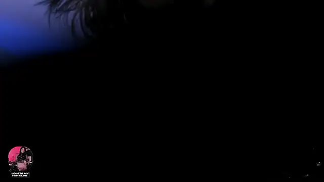 Snapshot of Halley_Ravenn chatting on 05-22-26, 08:51 Halley Ravenn online show from 05-22-26, 08:51