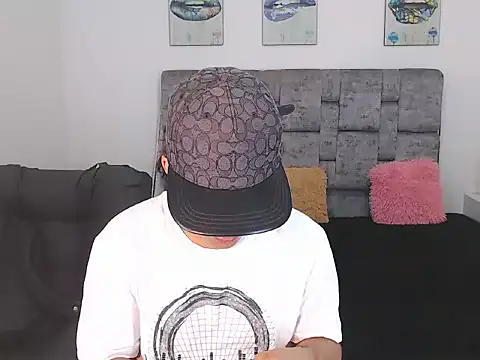 jeipyhot 21  online show from 11-19-25, 08:31