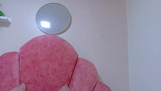 NicoletCherry   online show from 11-18-25, 07:28