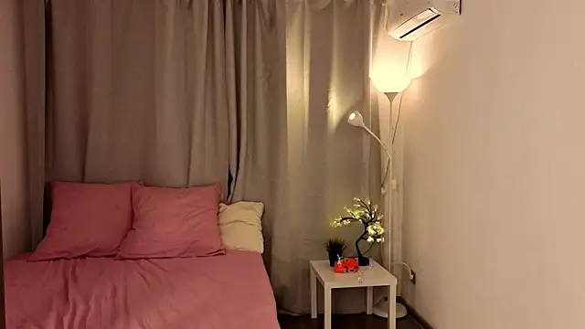Snapshot of mybayby chatting on 04-30-26, 04:14 mybayby online show from 04-30-26, 04:14